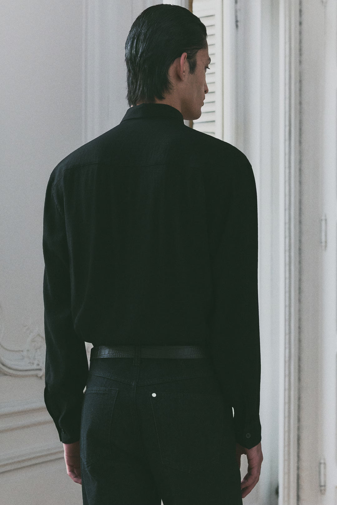 H&M Regular-Fit Crinkled Shirt