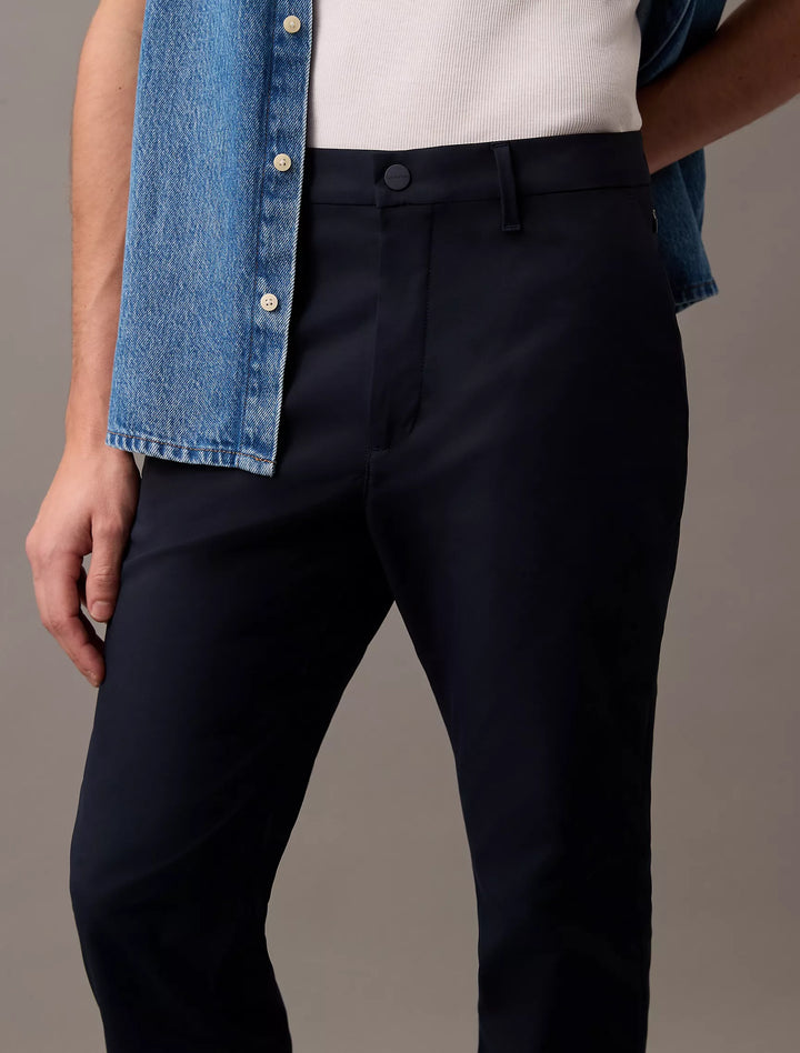 Calvin Klein Tech Slim Stretch Woven Chino