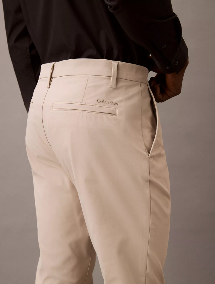 Calvin Klein Tech Slim Stretch Woven Chino