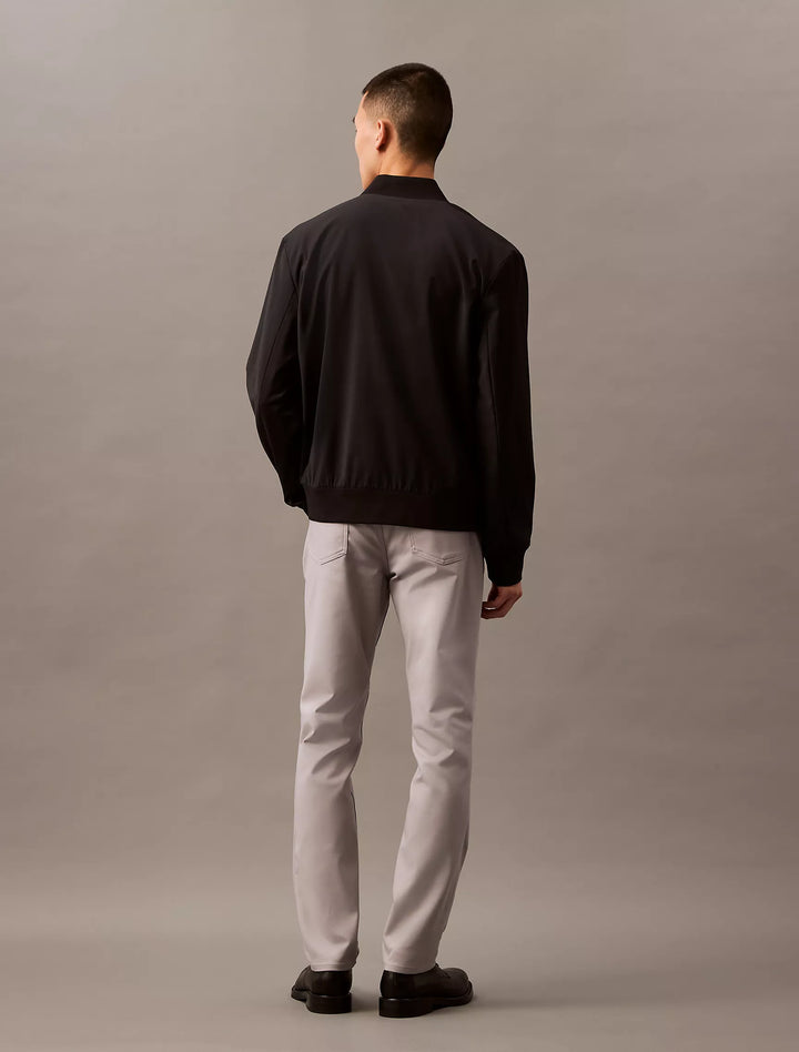 Calvin Klein Slim Move 5-Pocket Pant