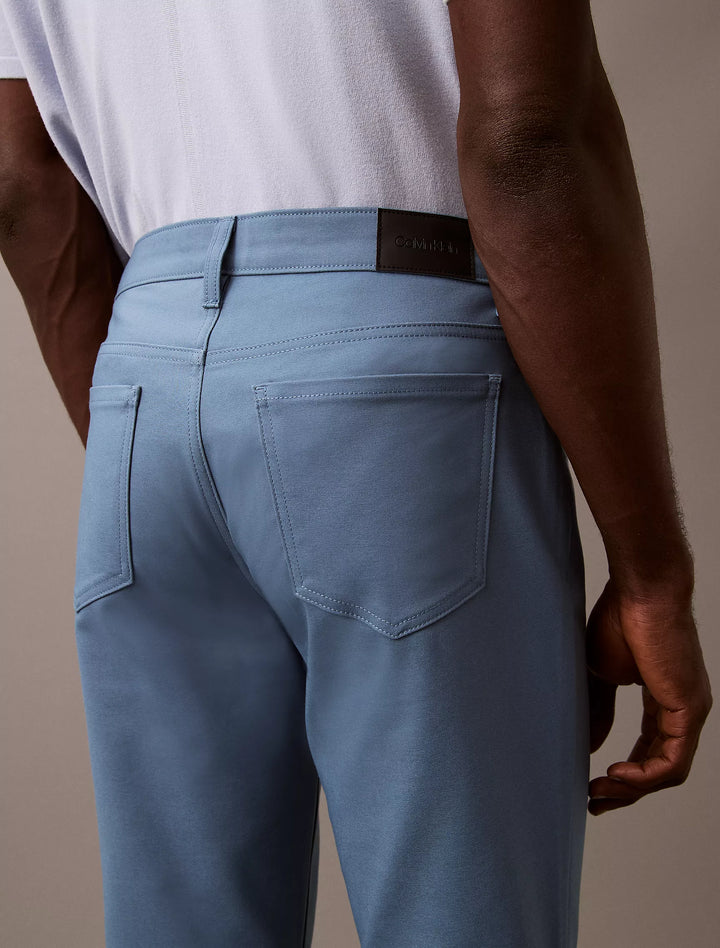 Calvin Klein Slim Move 5-Pocket Pant