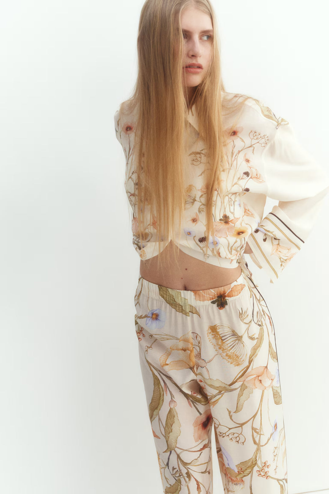 H&M Piping-Detail Pants