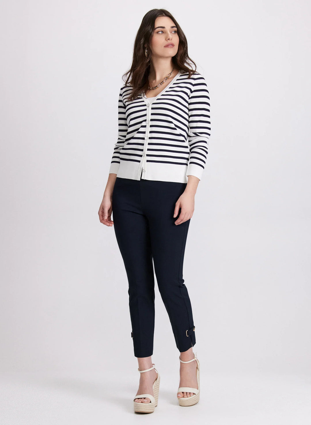 LAURA Sofia Slim-Leg Pants - Short