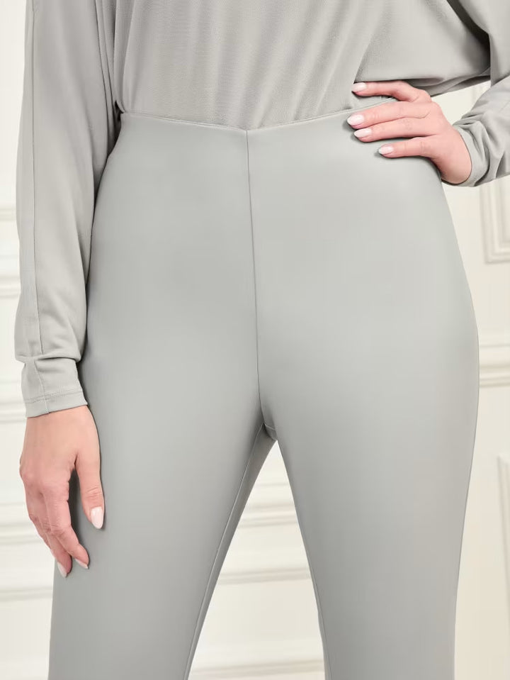 Guess Asha Fit and Flare Pant