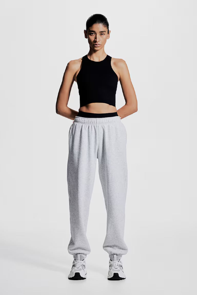 H&M MEDIUM-SUPPORT SPORTS BRA WITH DRYMOVE™