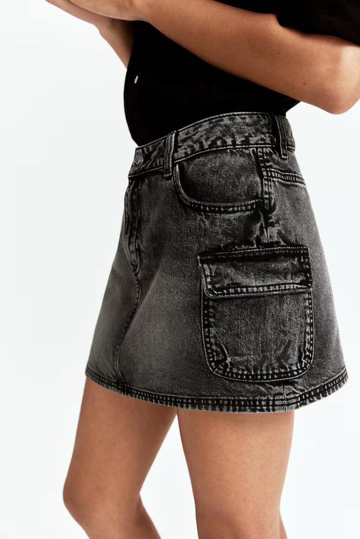 H&M DENIM CARGO MINI SKIRT