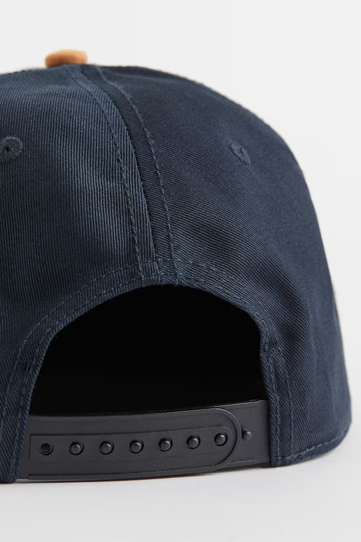 H&M CAP WITH APPLIQUÉ