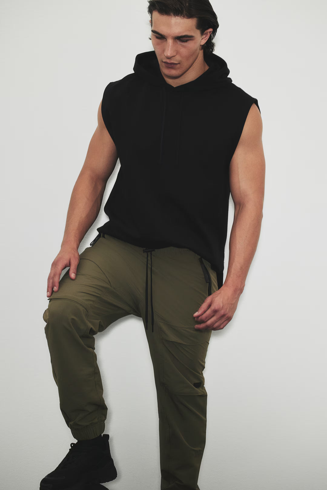 H&M Regular Fit Sports Cargo Joggers