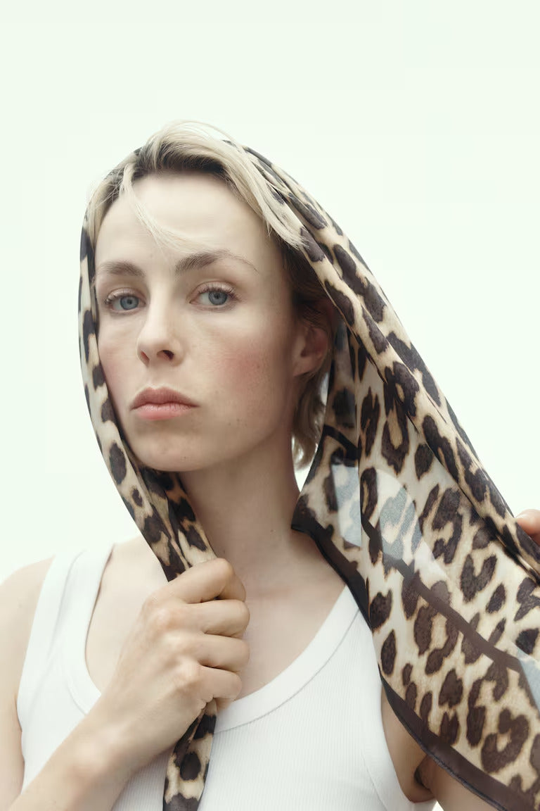 H&M PATTERNED SCARF