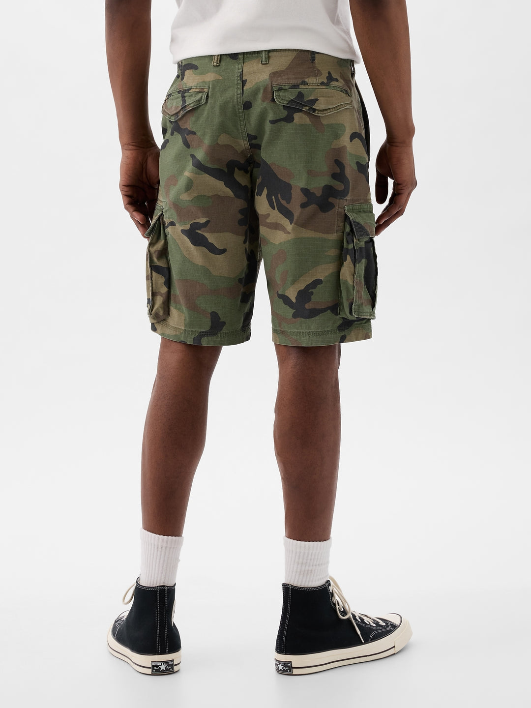 Gap 11" Relaxed Cargo Shorts