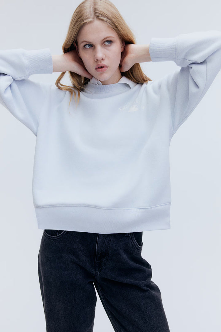 H&M Oversized Sweatshirt with Motif