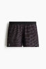 Black/patterned