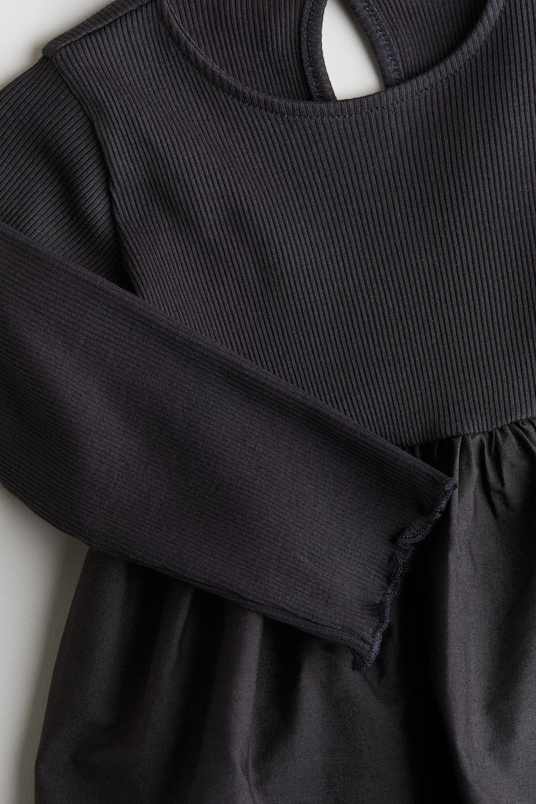 H&M Long-Sleeved Dress
