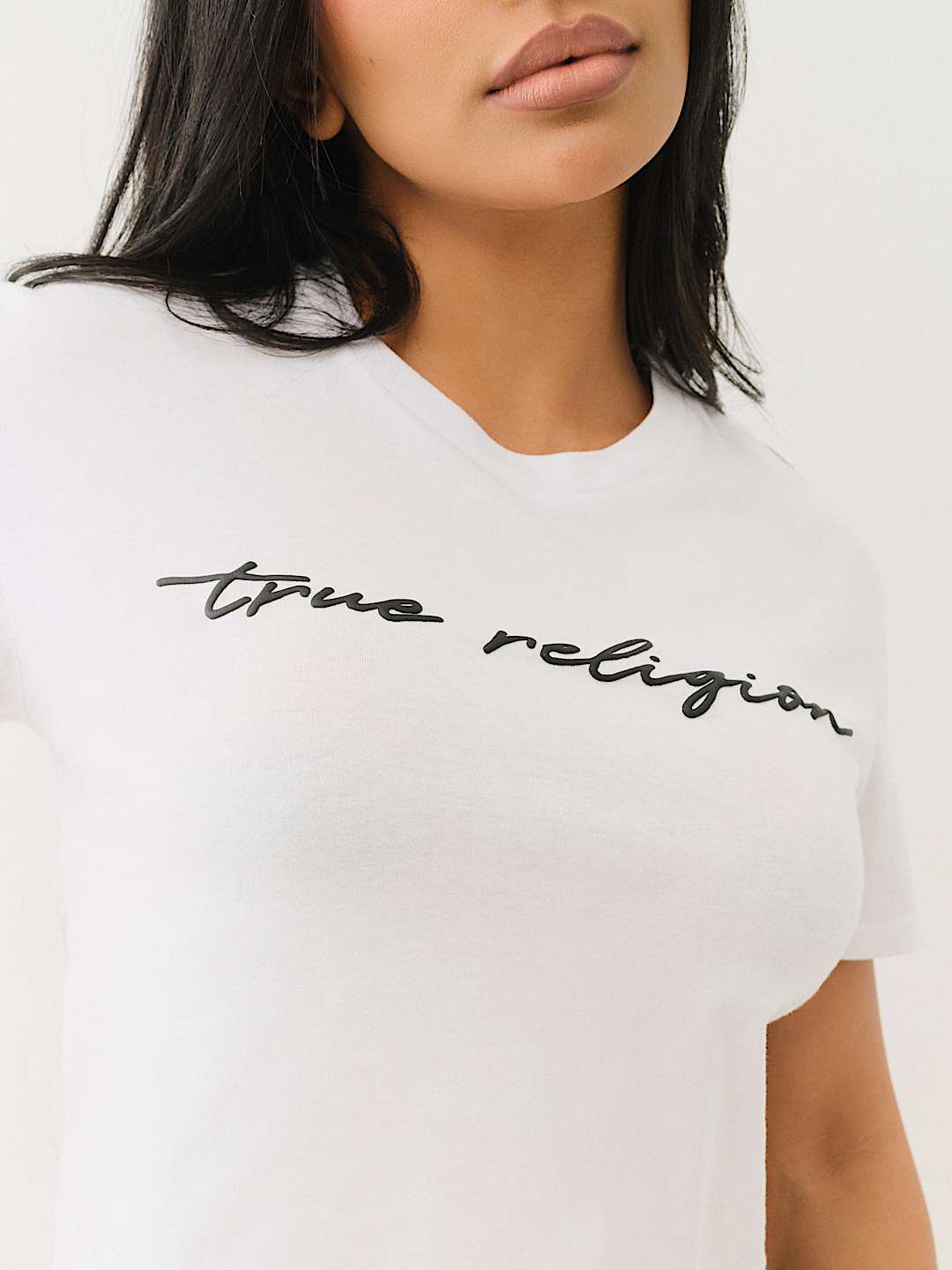 TRUE RELIGION NEW MARKDOWN LOGO TAPING BOXY BABY TEE