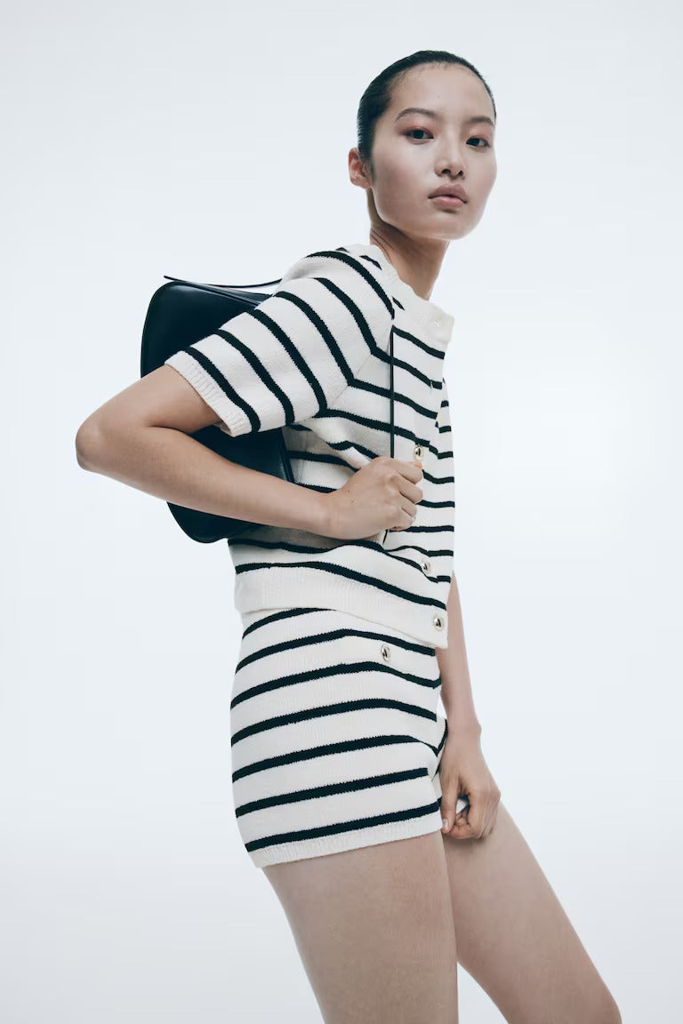 H&M KNIT MINI SHORTS