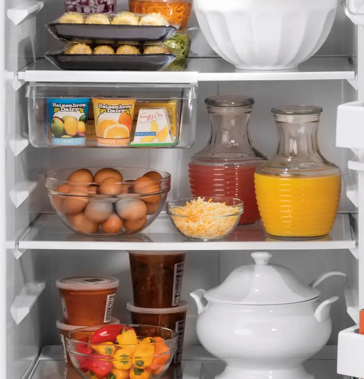 GE - 17.5 Cu. Ft. Top-Freezer Refrigerator with Edge-to-Edge Glass Shelves - White