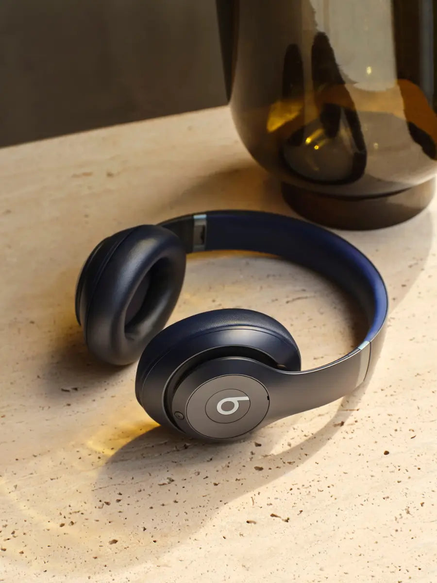 Beats - Studio Pro - Wireless Noise Cancelling Over-the-Ear Headphones