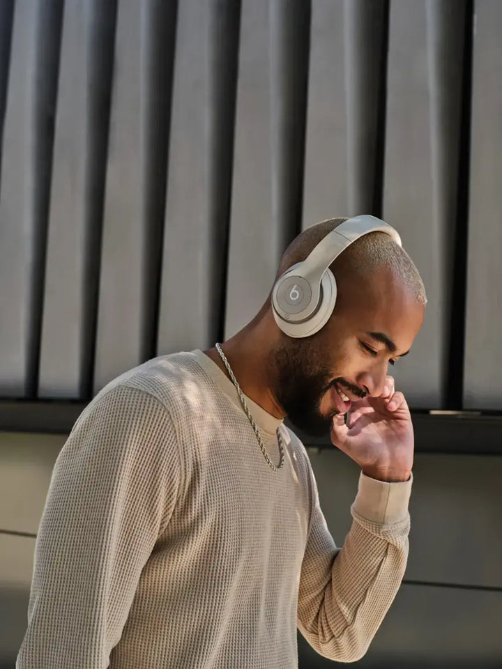 Beats - Studio Pro - Wireless Noise Cancelling Over-the-Ear Headphones - Deep Brown