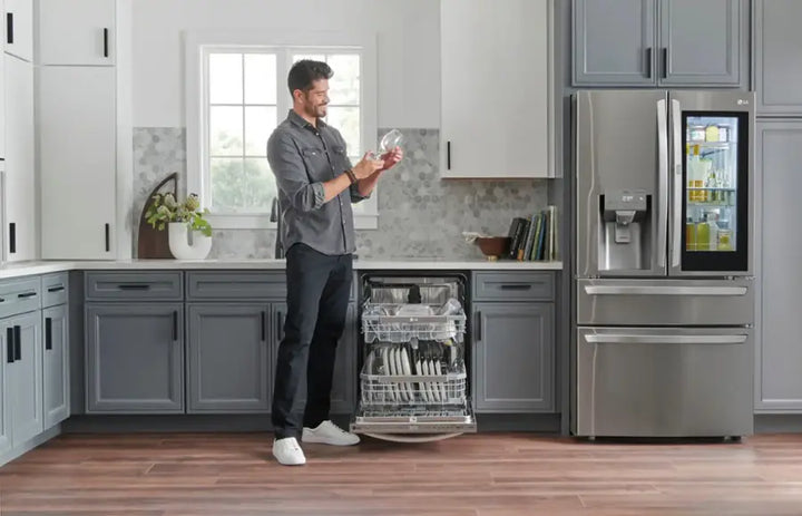 LG - 24" Top Control Smart Built-In Tub Dishwasher with 3rd Rack, QuadWash Pro and 42dba - Stainless Steel