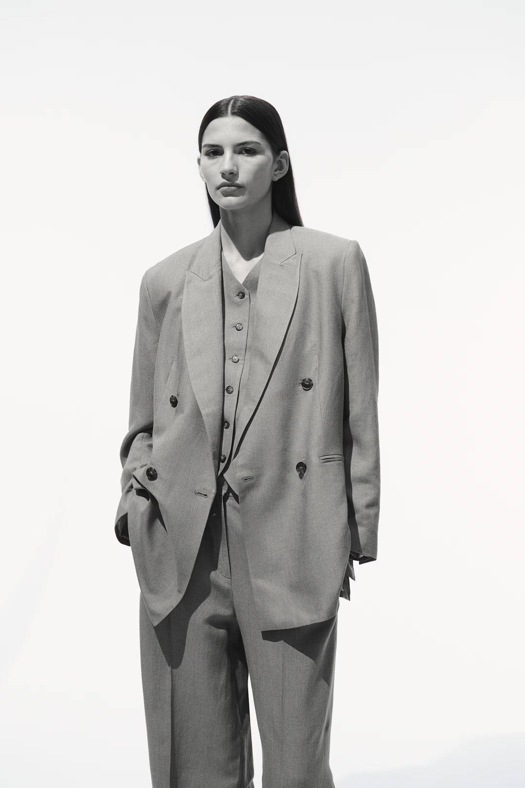 H&M Linen-Blend Blazer