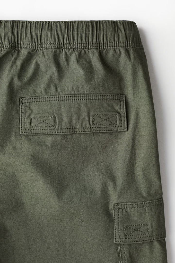 H&M Regular-Fit Cargo Shorts