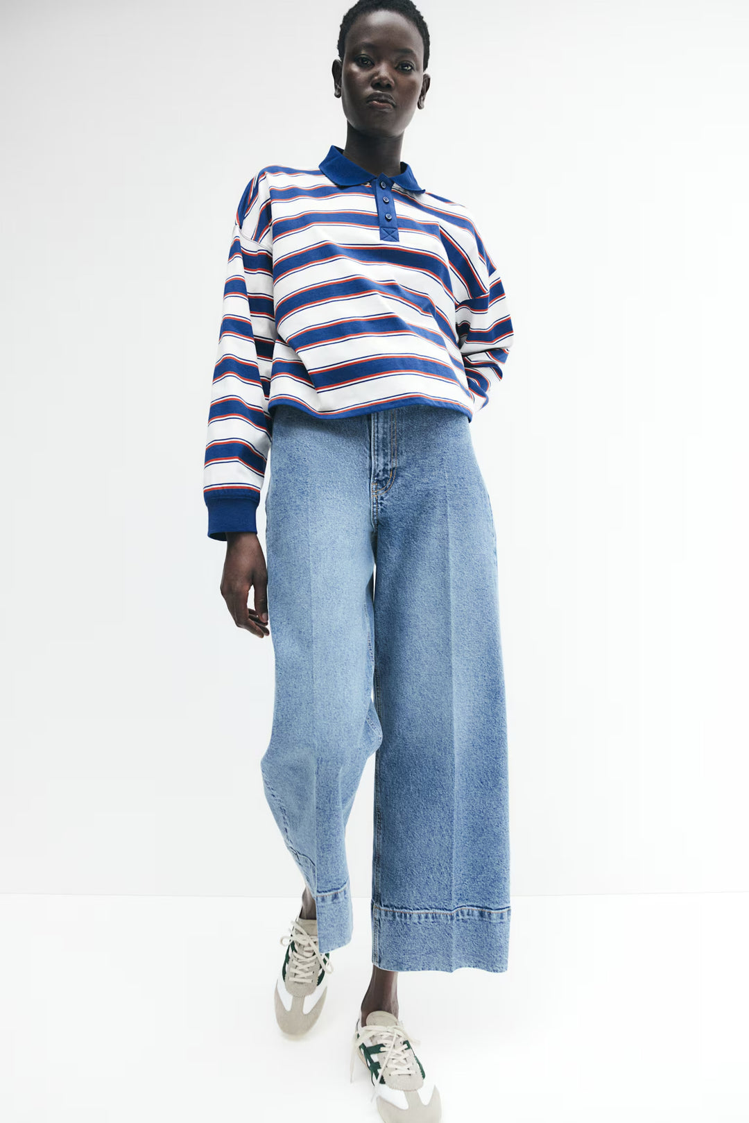 H&M High Rise Wide Leg Cropped Jeans