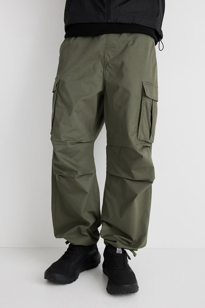 H&M Relaxed Fit Cargo Pants