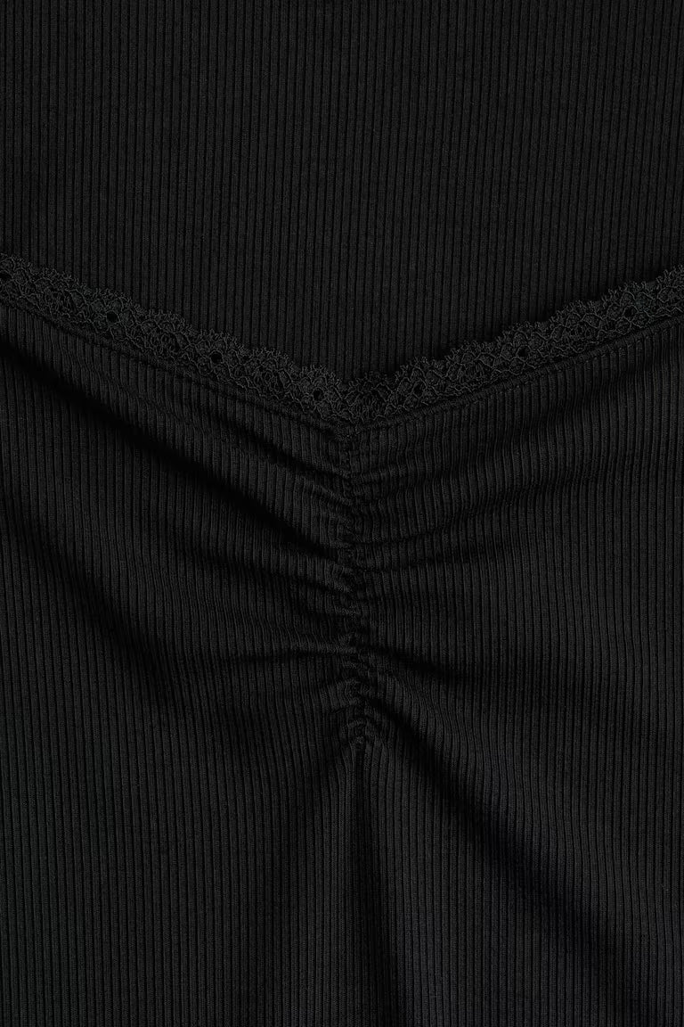 H&M LACE-TRIMMED RIBBED TOP