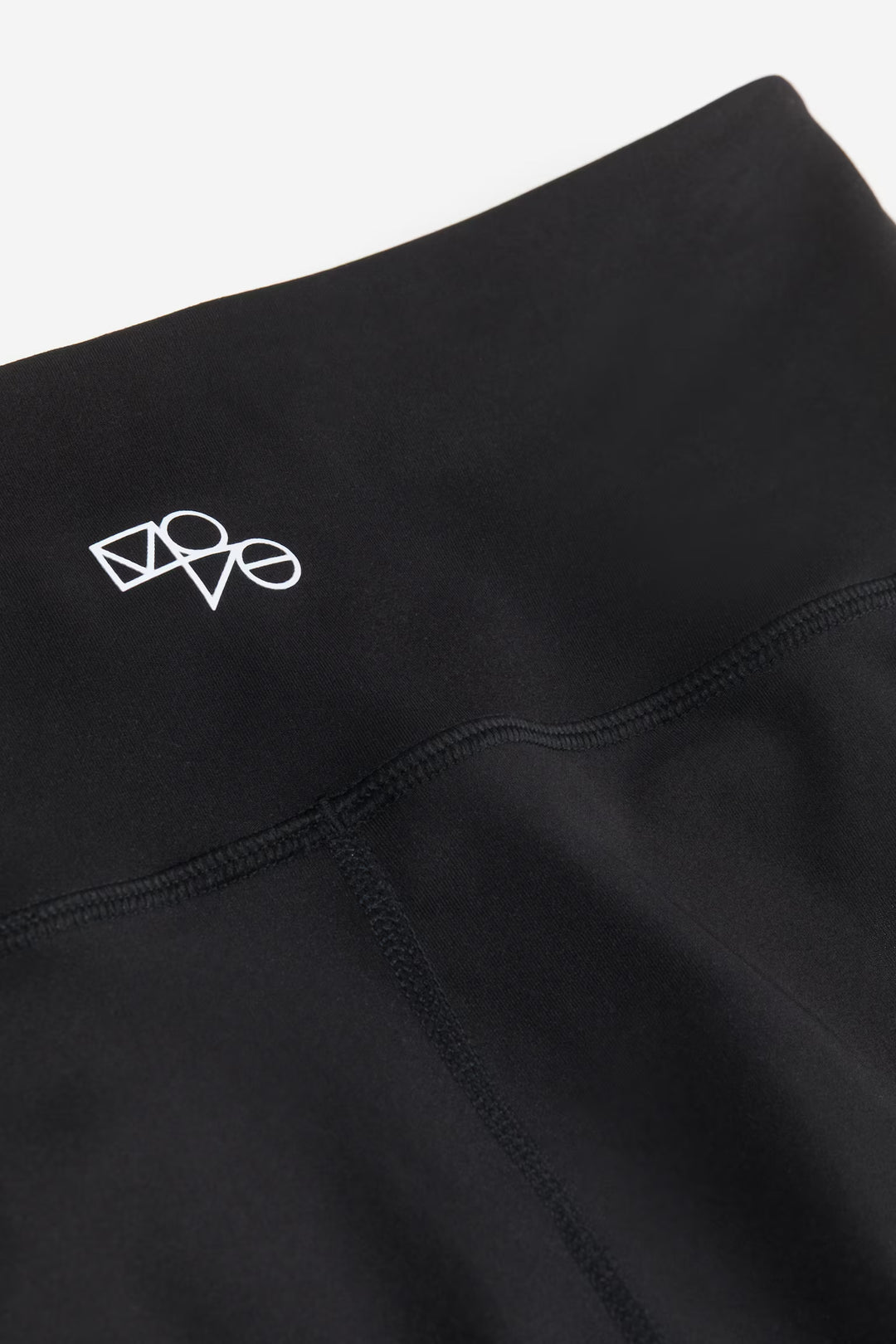 H&M Pocket-Detail Sports Bike Shorts in DryMove™