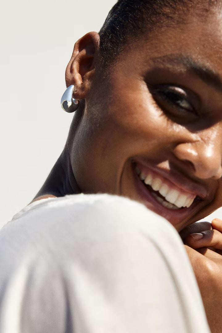 H&M CHUNKY DOME EARRINGS