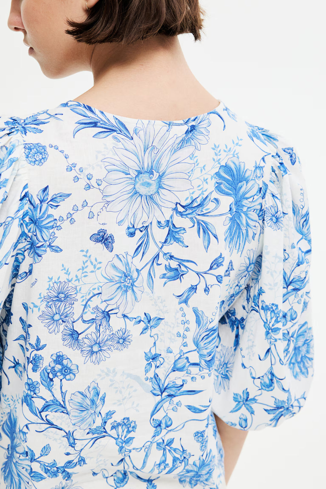 H&M Linen-Blend Blouse