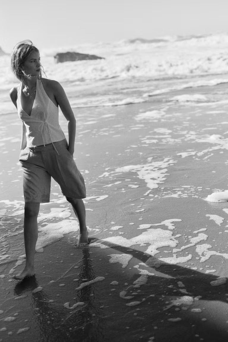 H&M KNEE-LENGTH LINEN-BLEND SHORTS