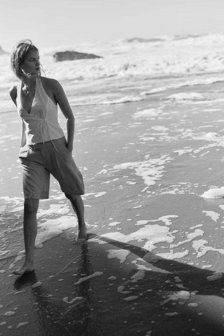 H&M KNEE-LENGTH LINEN-BLEND SHORTS