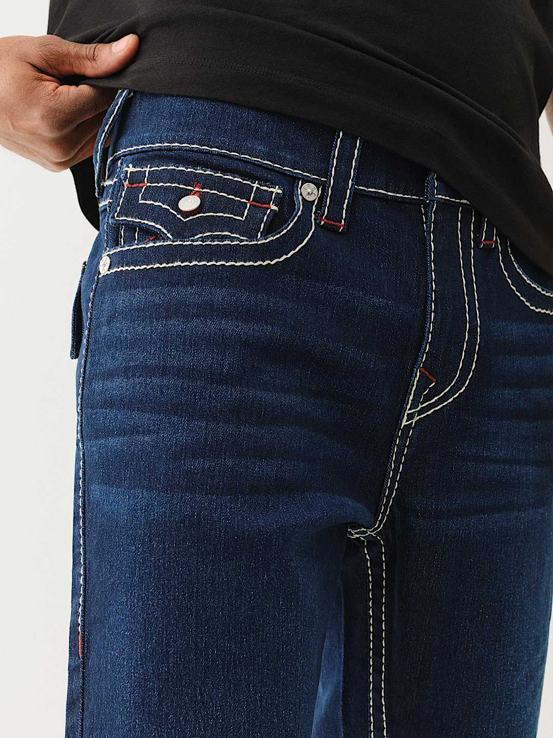 TRUE RELIGION RICKY BIG T FLAP SHORT