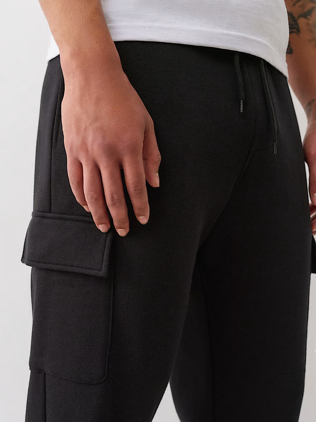 TRUE RELIGION ONLINE EXCLUSIVE CARGO JOGGER