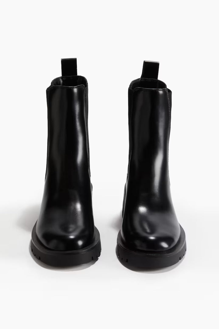 H&M Chelsea Boots