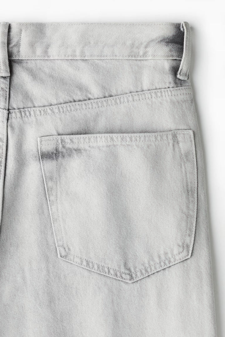 H&M Loose Straight High Jeans