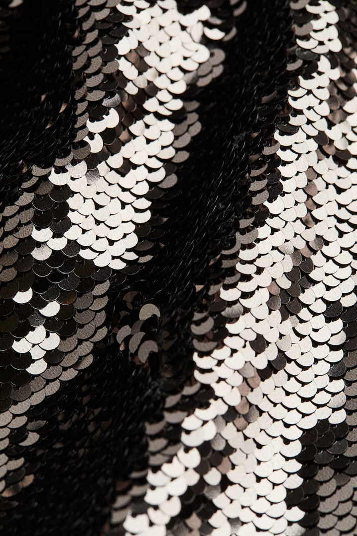 H&M SEQUINED TOP