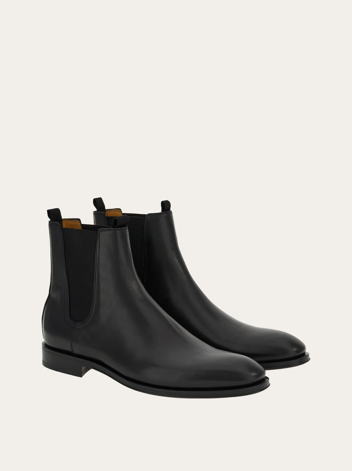 Ferragamo  Chelsea boot