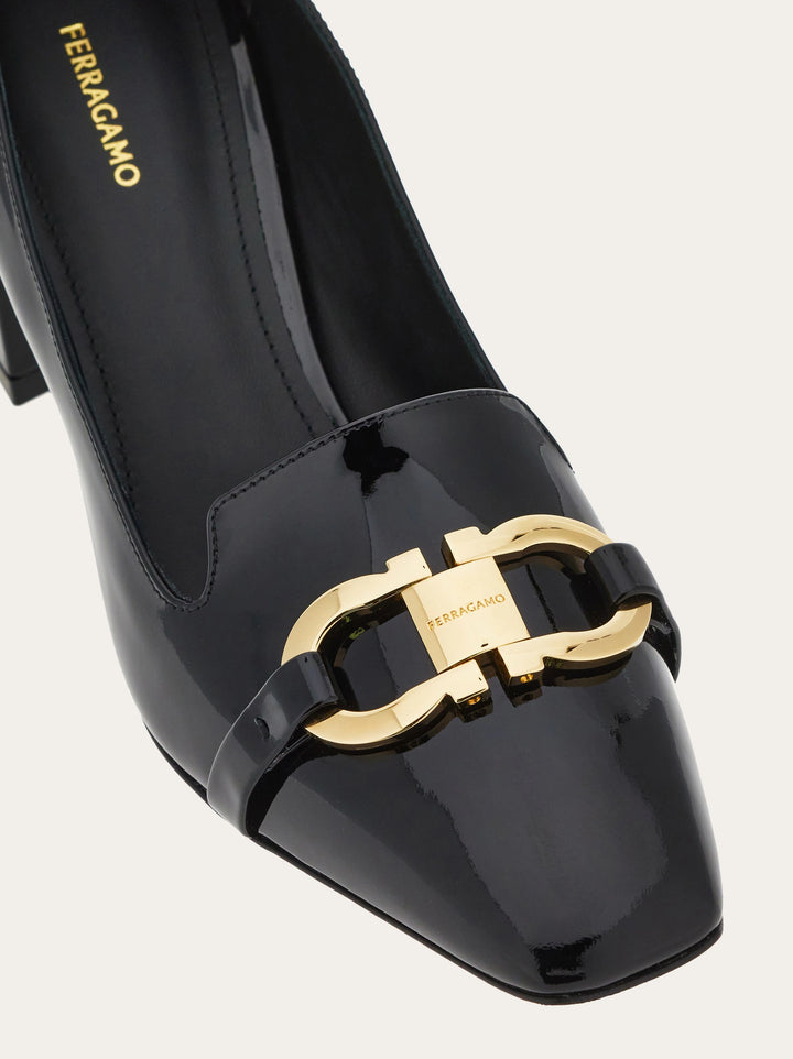 Ferragamo Pump with Gancini ornament