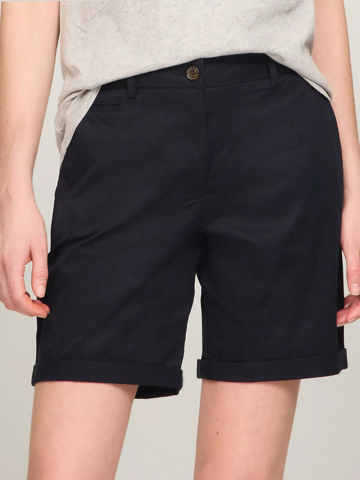 Tommy Hilfiger Solid Stretch Cotton 7" Chino Short