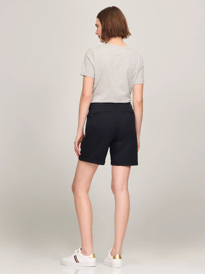 Tommy Hilfiger Solid Stretch Cotton 7" Chino Short