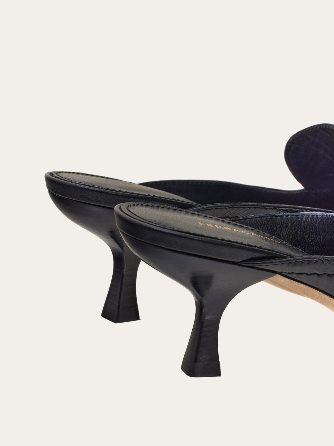 Ferragamo New Vara buckle mule