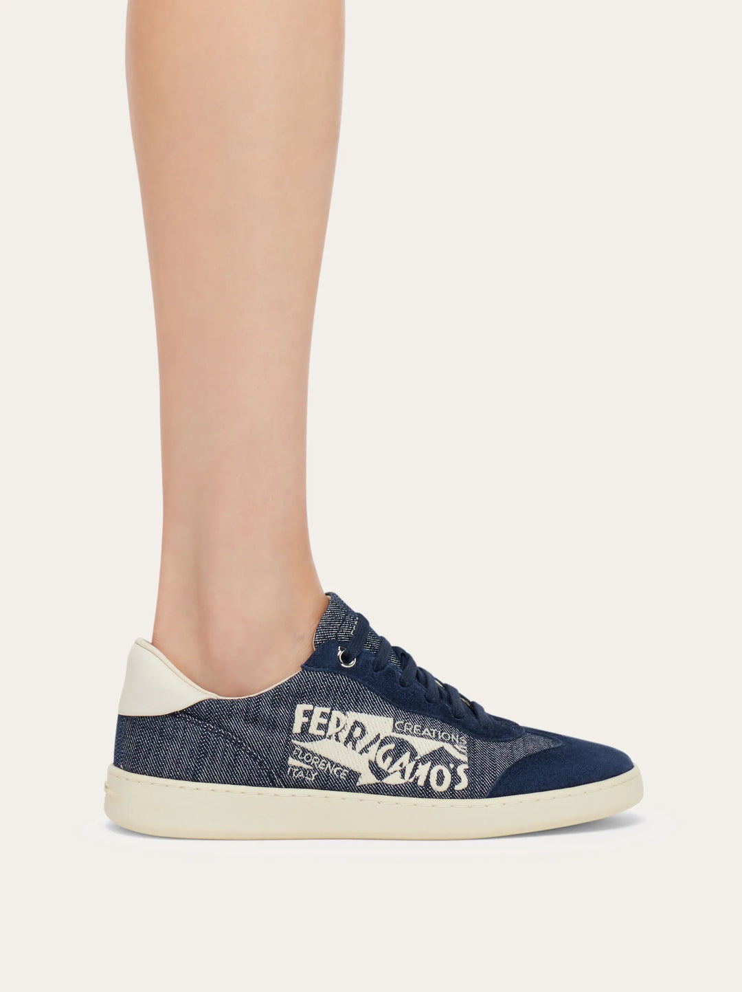 Ferragamo Low top sneaker with logo