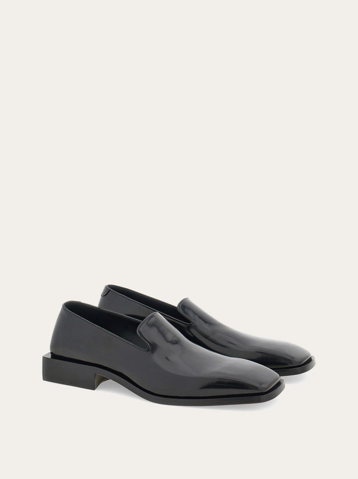 Ferragamo Square tip loafer