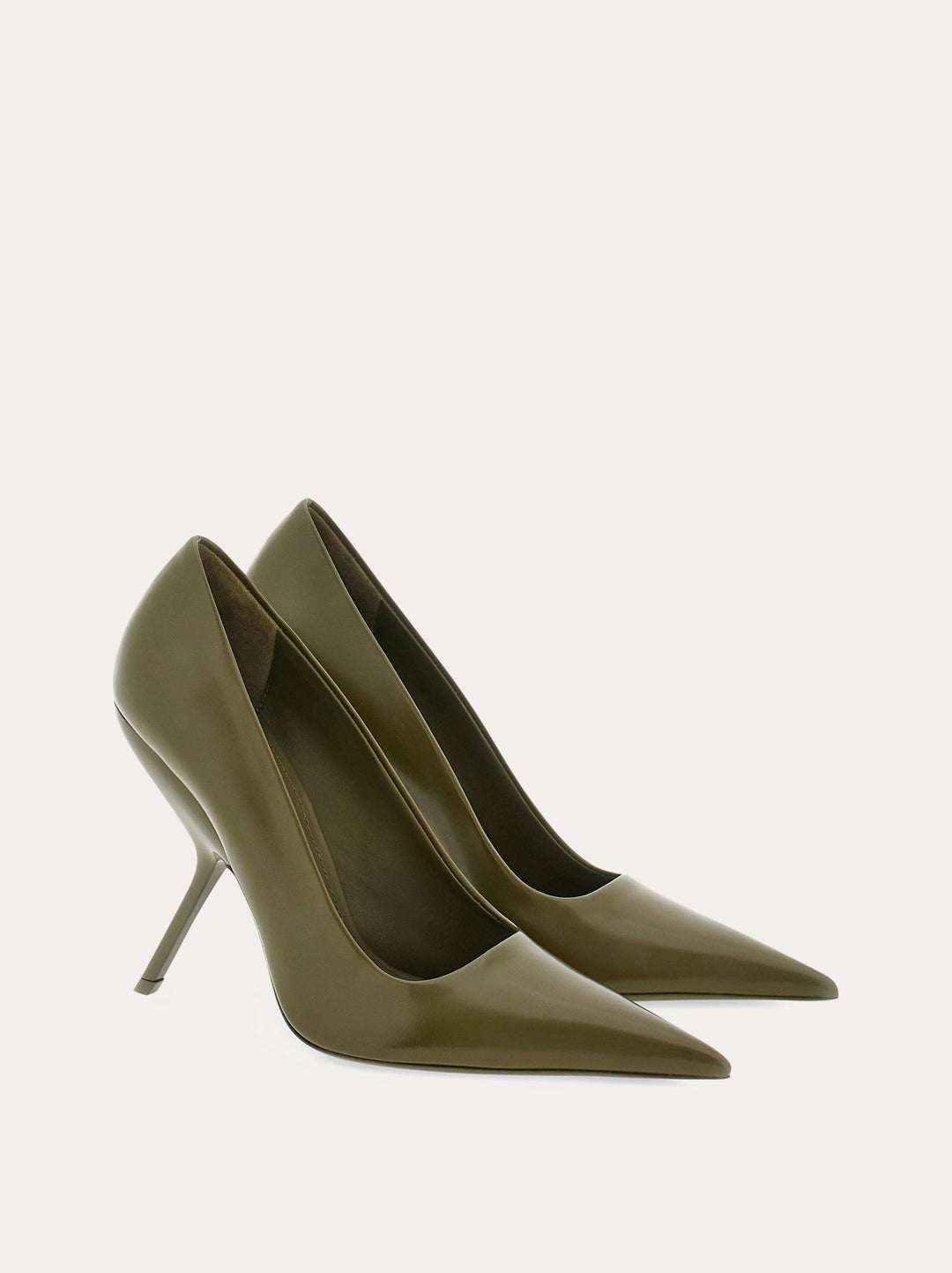 Ferragamo Eva pump