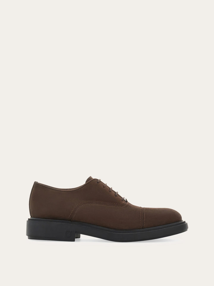 Ferragamo  Oxford with toe cap