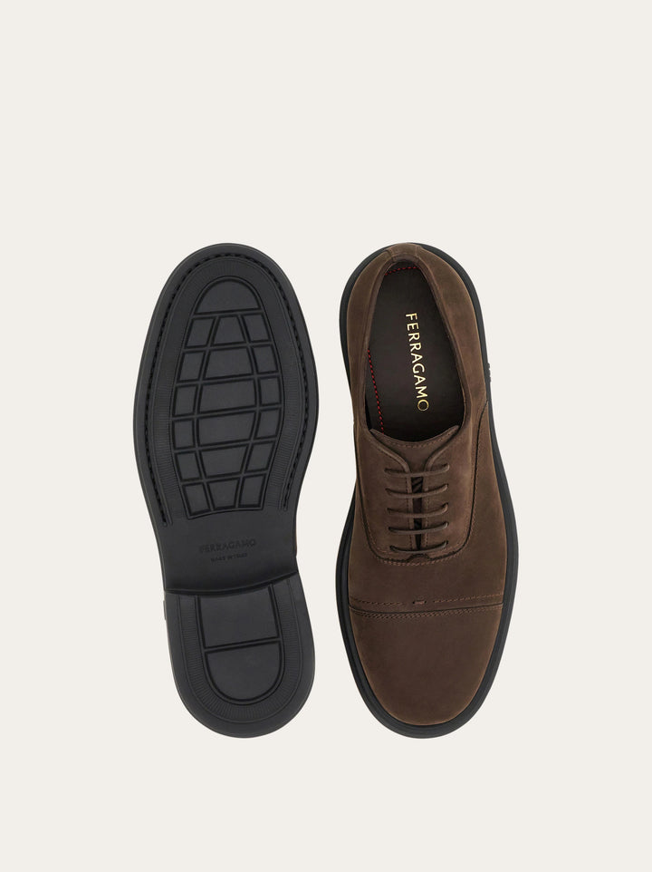 Ferragamo  Oxford with toe cap