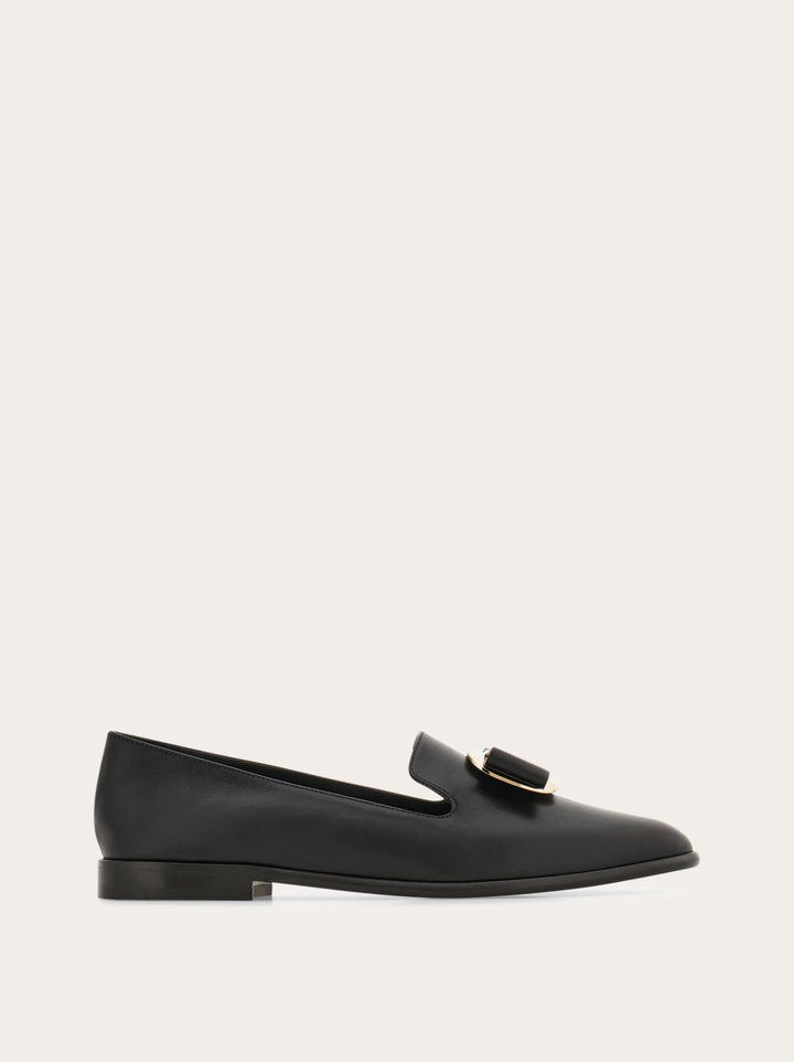 New Vara plate loafer