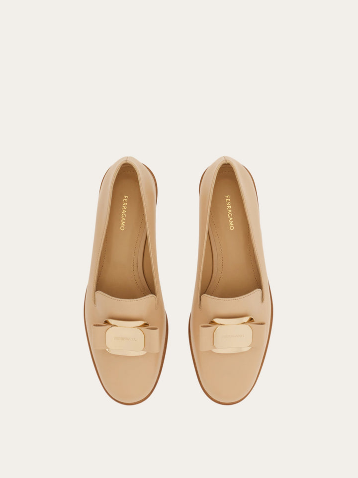 Ferragamo New Vara plate loafer